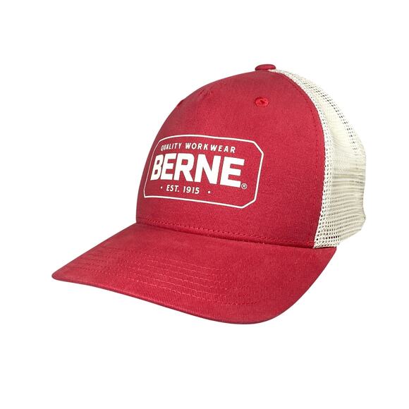 Berne Quality Workwear Badge Logo Trucker Hat Adjustable Red White Colorblock - Picture 1 of 5